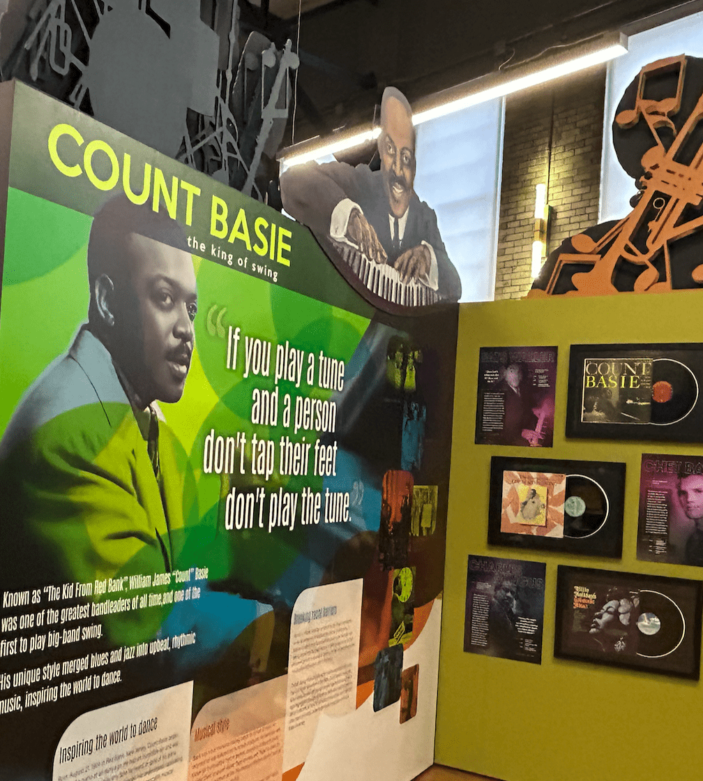 Full graphic design services